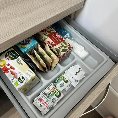 Zelia Oda ve Kahvaltı Napoli